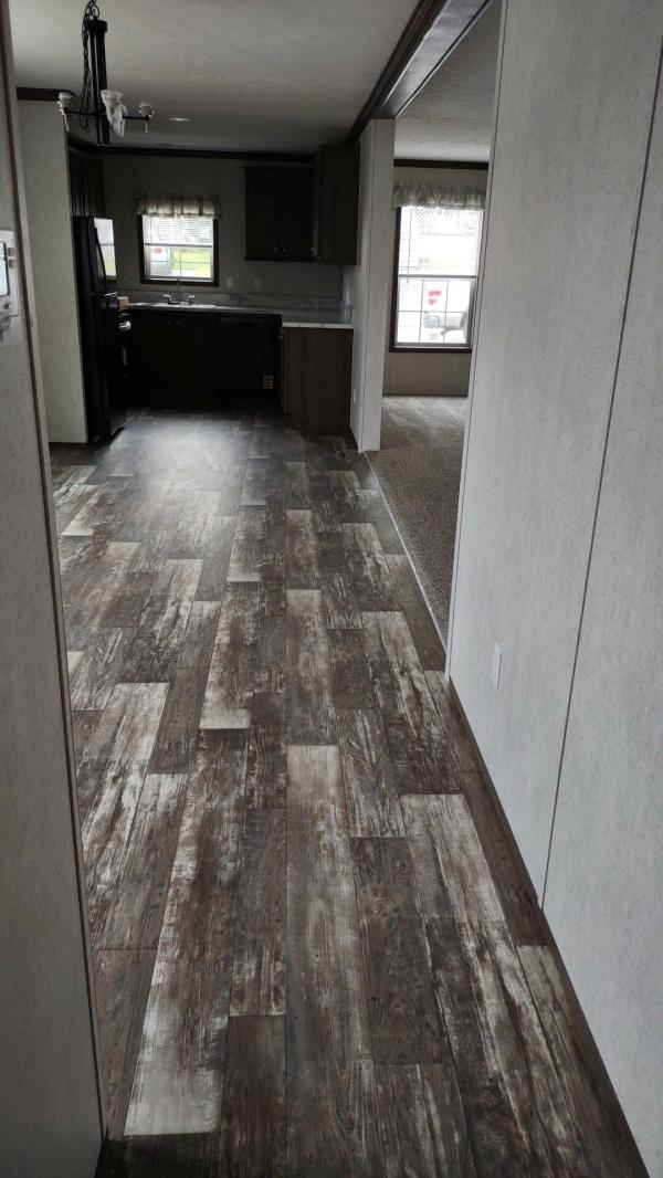 2025 EAGLE RIVER LC  Home