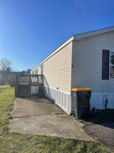 Mobile Home at 6 Wellington Drive Belle Vernon, PA 15012