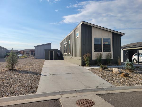 2020 Champion SCS642 Mobile Home