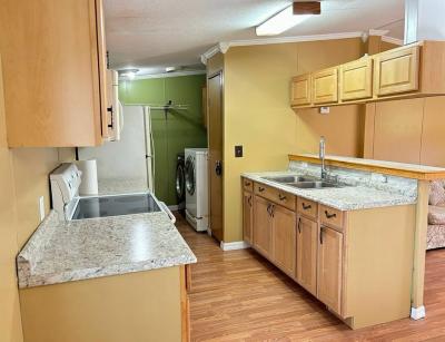 Photo 4 of 17 of home located at 1354 Marsh Creek Lane Orlando, FL 32828