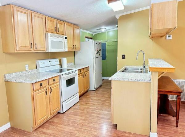 1996 NOBI Mobile Home For Sale