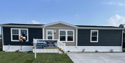 Mobile Home at 1824 Community Chest Ave. Elkhart, IN 46514
