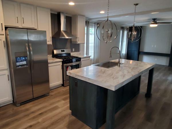 2022 Clayton 7016-501  Home