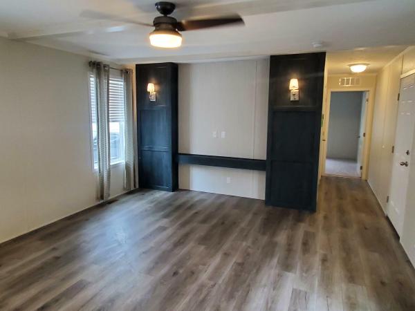 2022 Clayton 7016-501  Home