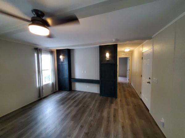 2022 Clayton 7016-501  Home