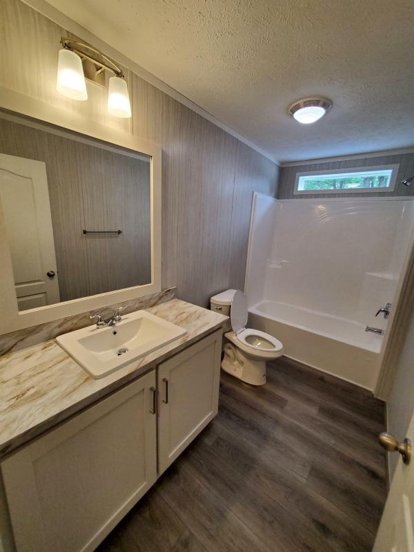 2022 Clayton 7016-501  Home