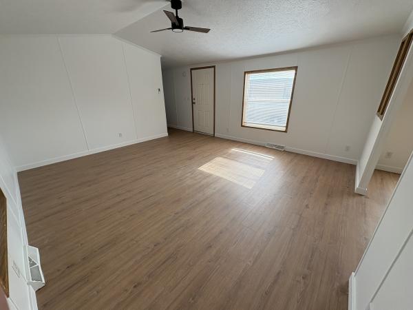 2000 Skyline Mobile Home