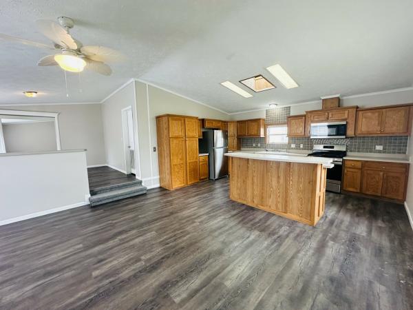2001 Four Seasons Mobile Home