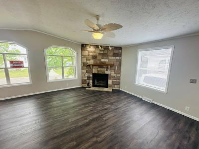 Photo 5 of 14 of home located at 2872 Verona Dr Northville, MI 48167