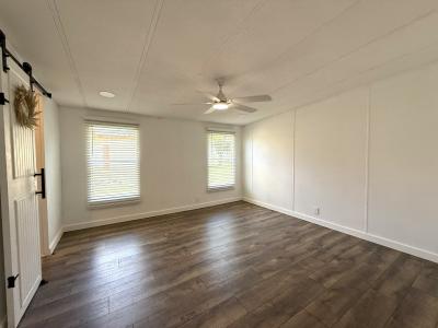 Photo 5 of 14 of home located at 5578 SW 59th St. Ocala, FL 34474