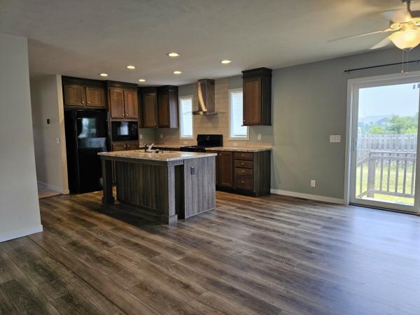 2020 CLAYTON 81SHN28603C(4BR) Mobile Home
