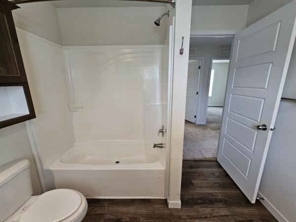 2020 CLAYTON 81SHN28603C(4BR) Mobile Home