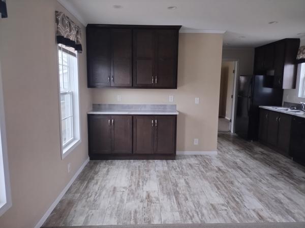 2019 Champion RA1670217 Mobile Home