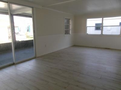 Photo 5 of 8 of home located at 3100 26th Ave N Lot #16 Saint Petersburg, FL 33713