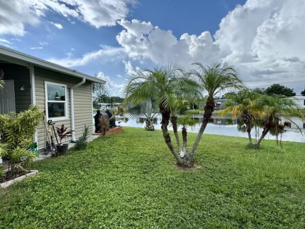 Photo 1 of 2 of home located at 3732 Yardarm Dr Tampa, FL 33611