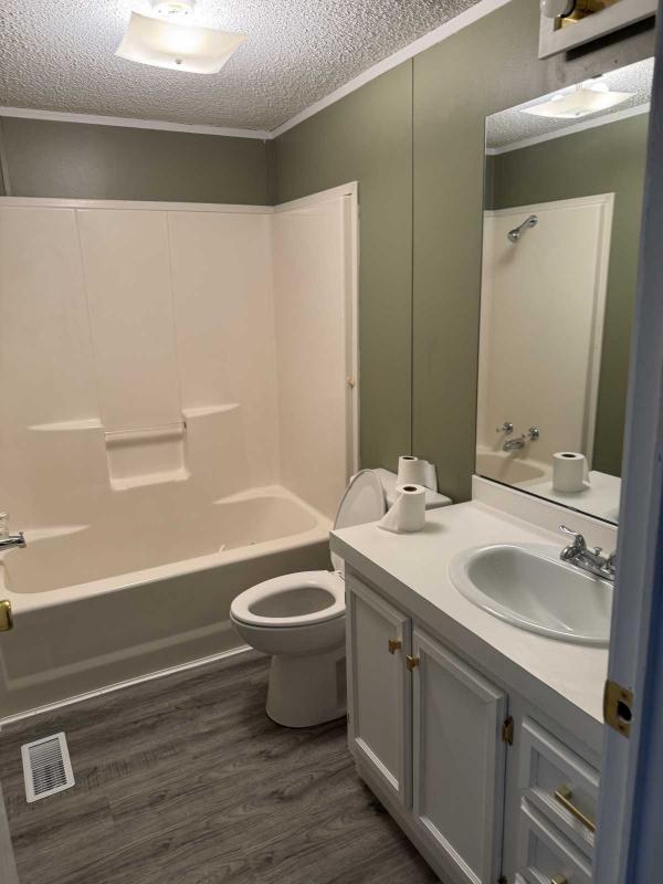 1994 Chief Bonnevilla Manufactured Home