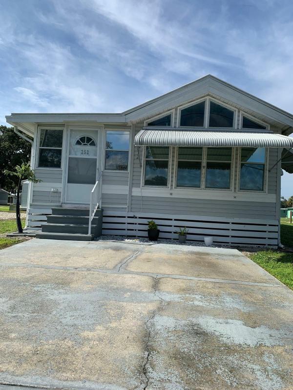 1990 Mobile Home