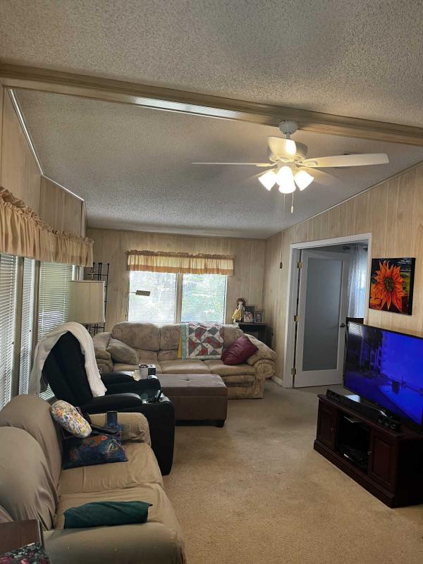 1988 Mobile Home