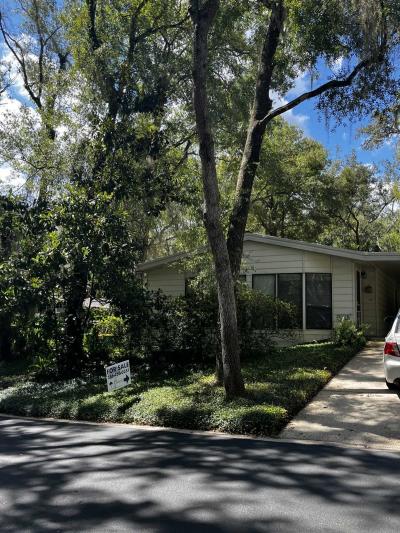 Photo 1 of 17 of home located at 404 Bark Circle Deland, FL 32724