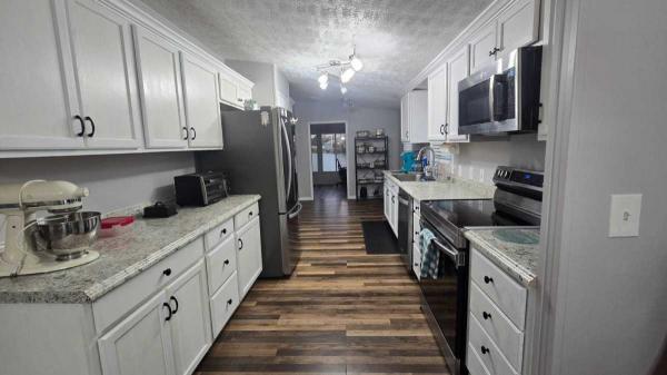 2003 Mobile Home