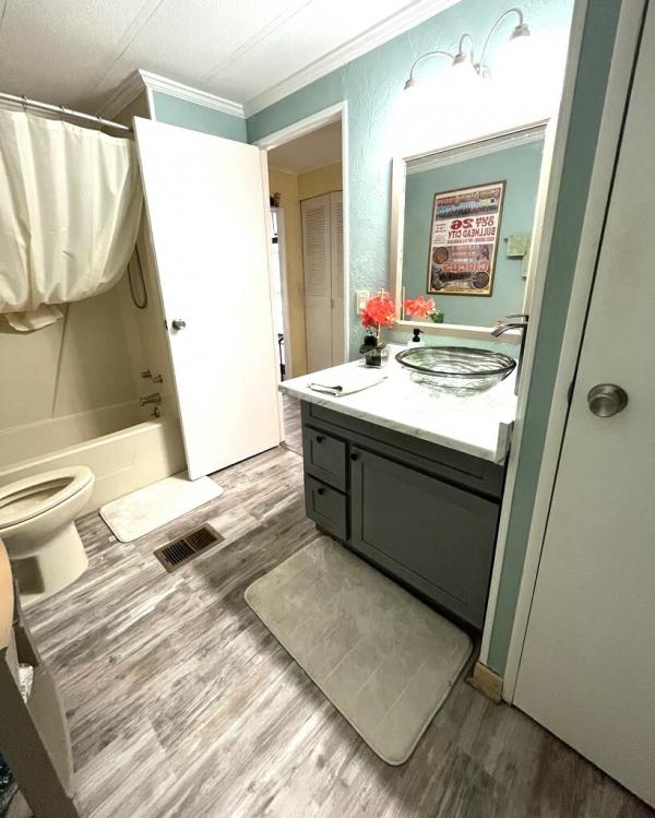 1984 Dutch Mobile Home
