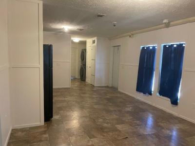 Photo 2 of 6 of home located at 8401 North 67th Avenue #276 Glendale, AZ 85302