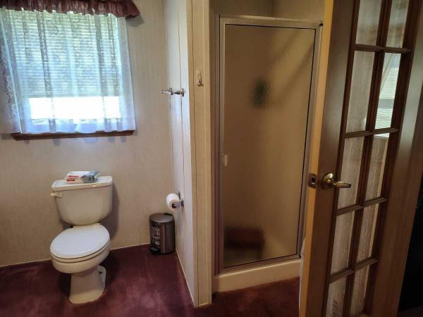 1999 Pine Grove Rosewood Mobile Home