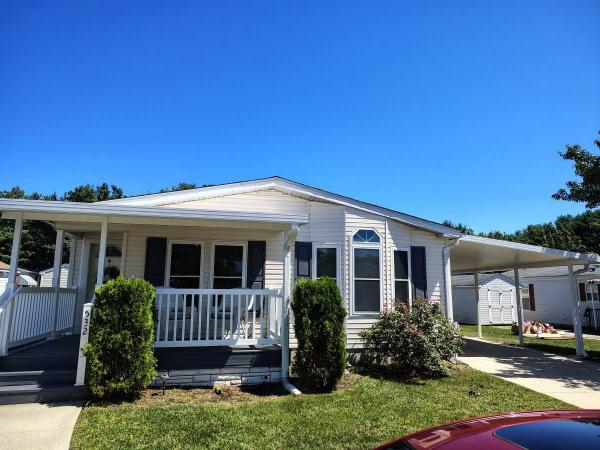 1999 Pine Grove Rosewood Mobile Home
