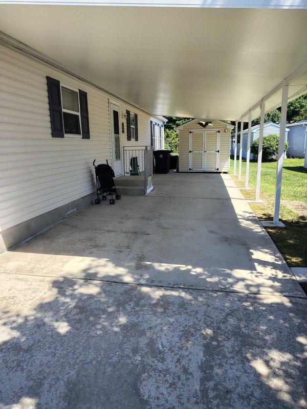 1999 Pine Grove Rosewood Mobile Home