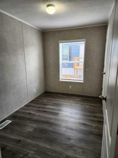 Photo 3 of 6 of home located at 160 Barberry Dr Festus, MO 63028