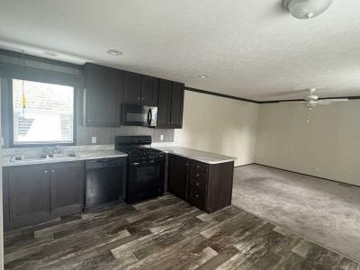 Mobile Home at 3725 N Peoria Rd Springfield, IL 62702