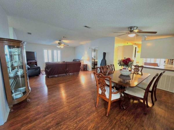 2000 Mobile Home
