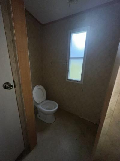 Photo 5 of 12 of home located at 3219 E Plantation Dr La Porte, TX 77571