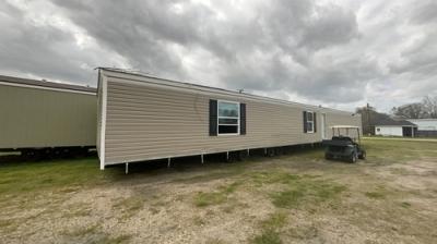 Mobile Home at 13548 Airline Highway Gonzales, LA 70737