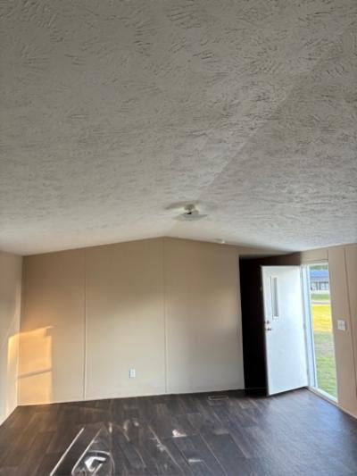 Photo 3 of 11 of home located at 13548 Airline Highway Gonzales, LA 70737