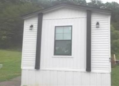 Photo 2 of 10 of home located at 43 Country Rd Poca, WV 25159