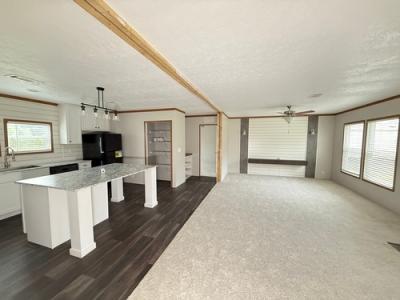 Photo 5 of 21 of home located at 22150 Tx 494 Loop New Caney, TX 77357