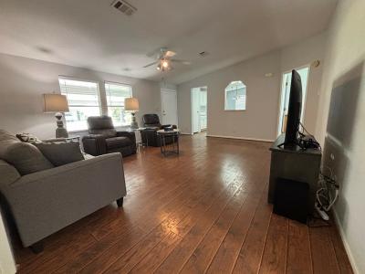 Photo 3 of 18 of home located at 2108 Bayou Drive South Ruskin, FL 33570