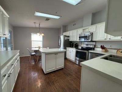 Photo 5 of 18 of home located at 2108 Bayou Drive South Ruskin, FL 33570