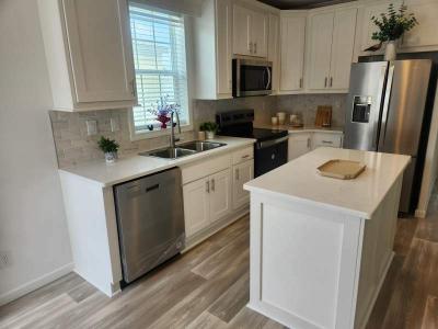 Photo 3 of 47 of home located at 5200 28th Street North, #126 Saint Petersburg, FL 33714