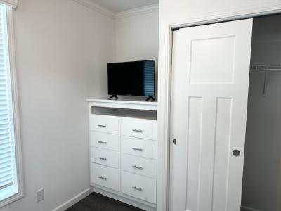 Photo 4 of 43 of home located at 5200 28th Street North, #128 Saint Petersburg, FL 33714