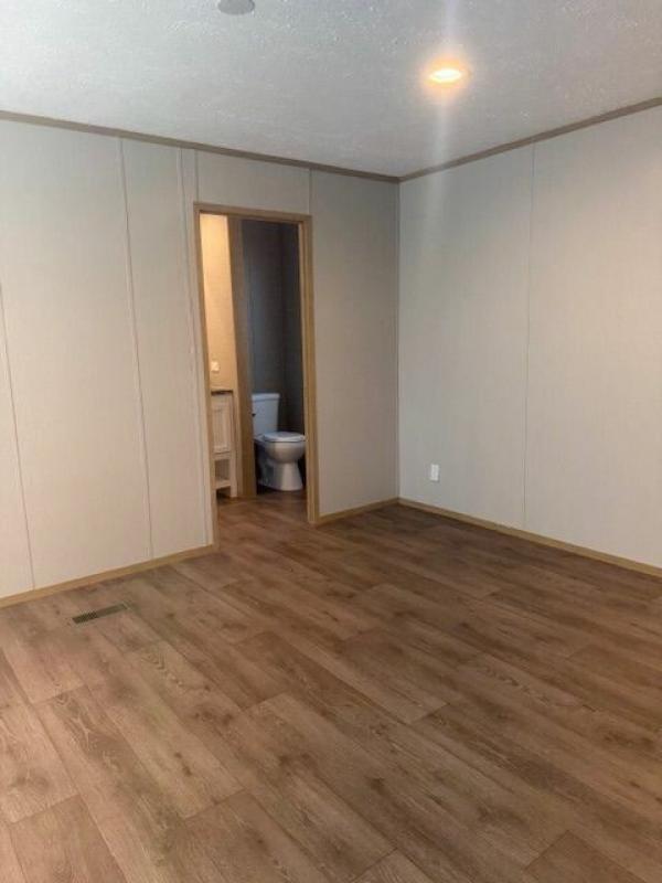 2022 Clayton Homes Inc Epic Journey Mobile Home