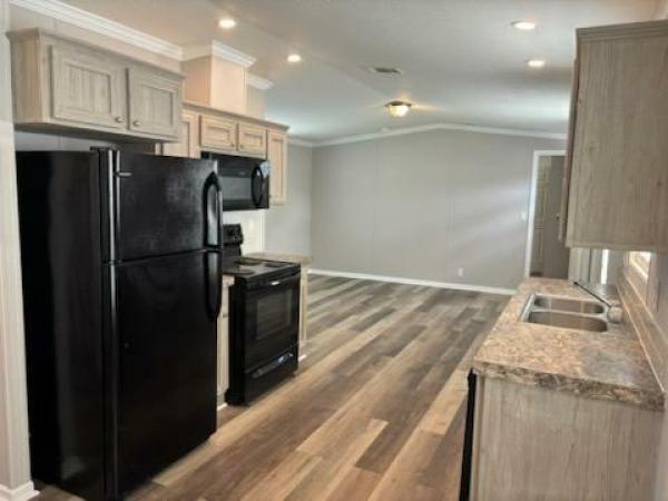 2021 Nobility 48H2H(1)SS Manufactured Home
