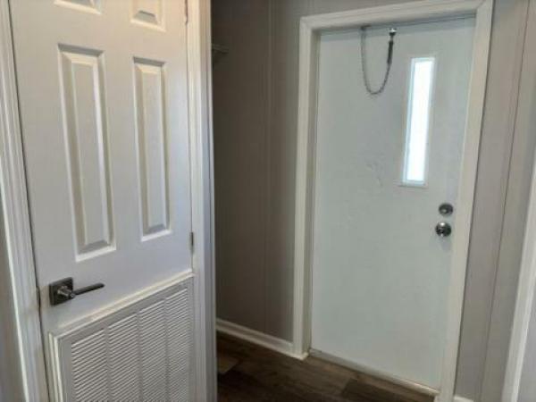 2021 Nobility 48H2H(1)SS Manufactured Home