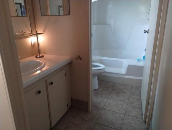 1988 Pine Grove Manufactured Home