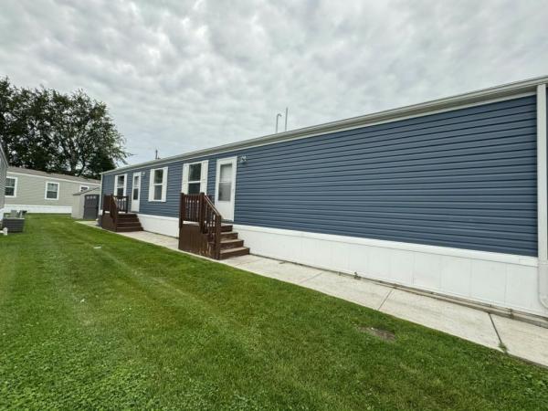 2022 Clayton 6616-711 The Pulse Manufactured Home