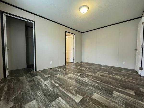 2022 Clayton 6616-711 The Pulse Manufactured Home