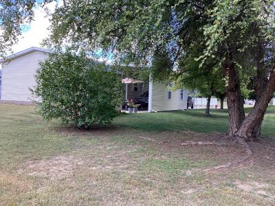 Photo 2 of 18 of home located at 49371 Conservation Trail Shelby Township, MI 48315