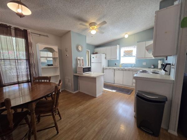 1988 BROO BROO Mobile Home