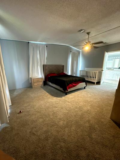 Photo 3 of 26 of home located at 1564 Barkwood Lane Orlando, FL 32828